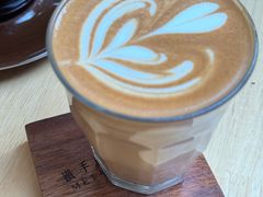 燕麦奶拿铁-METAL HANDS(五道营店)