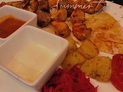 -Efes Turkish & Mediterranean Cuisine 艾菲斯餐厅(陆家嘴店)