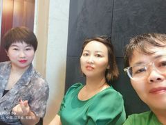 -无锡鼎尚皇冠酒店