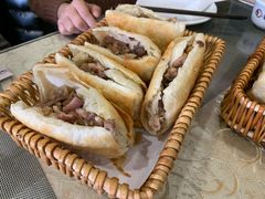 -李春秋驴肉火烧总店