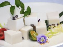 -鸿星花园酒家(银亿家园店)