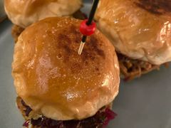 手撕猪肉汉堡-RAC BAR(安福路店)