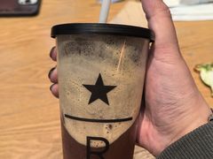 -星巴克臻选(上海合生汇1F店)