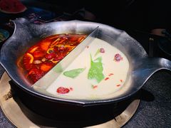 -湊湊火锅·茶憩(打浦桥日月光店)