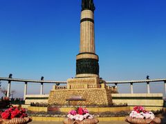 -人民防洪胜利纪念塔