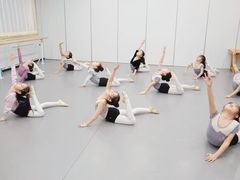 -艺彩童馨舞蹈培训学校(西湖道校区)