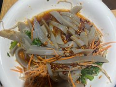 -有一锅·野生菌黑山羊腊排骨火锅(古城北门店)