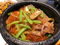 石锅海鲜干捞粉丝-湖庭壹品鸭王·传统北京烤鸭·别墅私房菜·庭院宵夜(江宁店)