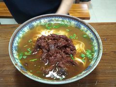 红烧牛肉面-旺泉餐饮店·清真牛肉面馆