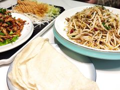 有机豆芽炒肉丝-美达尔烧烤(大尧三路店)