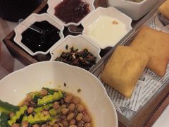 -巴特餐饮6加1音乐餐吧·新疆菜