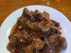 -爆炸头阿姨小四川正宗川味小吃(无任何分店)