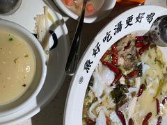 -江渔儿酸菜鱼·拔草餐厅(虎门君乐汇店)