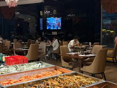 -荣誉国际酒店-云顶旋转餐厅