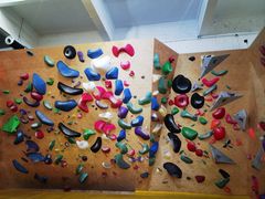 -问山MountQuest攀岩馆