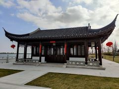 -上海滴水湖皇冠假日酒店