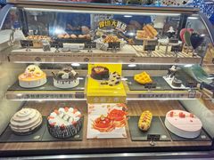 面包甜点陈列柜-DQ·蛋糕·冰淇淋(新佳丽店)
