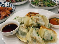 生煎馄饨-小实惠嘉(威海路店)