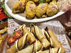 -树下时尚餐厅(翠园街店)