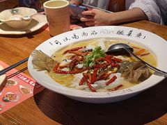 招牌酸菜鱼-胡桃里音乐酒馆(白云五号T5 MALL店)