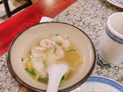 老鸡汤馄饨-南京大牌档(香港广场店)