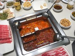 -海底捞火锅鲜切牛肉主题店(长寿路店)