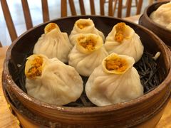 蟹黄小笼汤包-常鲜德乐购迎桂馒头店(麻巷公寓店)