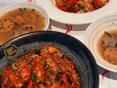 -肥肥虾庄·金牌油焖大虾(汉街SKP店)