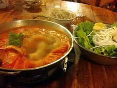-亮欢寨酸汤鱼(沙冲路店)