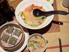 -荣家黄鱼面(南京西路店)
