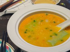 龙虾汤过桥花胶肚-海派悦庭·海胆烧麦·新融合菜(凯德广场店)