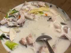 胡团鱼-滇香肴·云南菜蒸汽石锅鱼(云南北路店)