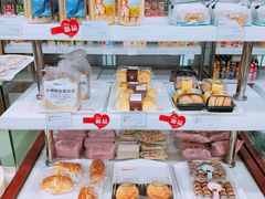面包甜点陈列柜-爱维尔阳光蛋糕(汇金广场店)