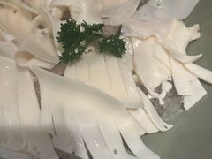-小天鹅火锅·一线江景洪鼎旗舰店(洪崖洞店)