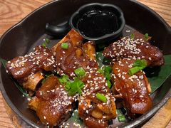 个旧烤猪蹄-云海肴·汽锅鸡·云南菜(广安门天虹店)