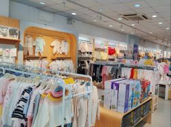 -爱婴室(上海大华路店)