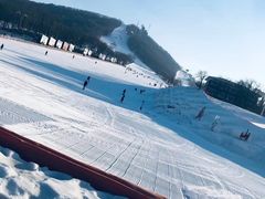 -庙香山滑雪场