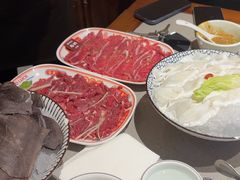 -四点金粥底火锅(沂州里店)