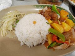 菠萝咕噜肉饭-百家鸡味馆(清泰店)
