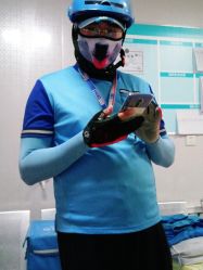 -洛施奇烫发染发沙龙