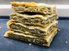 孜然鸡肉酥饼-玉华台饭庄(裕中西里小区店)