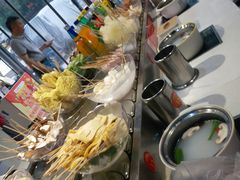 -百品聚旋转火锅(万德庄店)