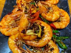 -老东镇啤酒屋海鲜加工·蒸汽海鲜·海鲜烧烤(台东店)