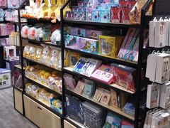 -潮品挚尚(龙湖长楹天街店)