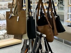 -hotwind热风(中贸广场店)