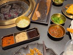 -铭牛烧肉·和牛海鲜自助(高新月牙湖店)