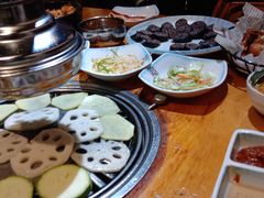 -唯成•韩国炭火烤肉 유성고기