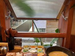 -银米·云南传统过桥米线(双廊黑金冠店)