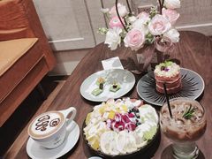 -ZING COFFEE 镜咖啡