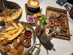 -九月里.自由花园餐厅